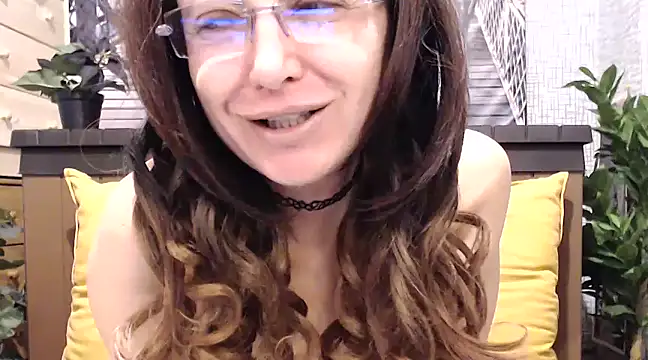 Snapshot of lilianleight chatting on 12-05-24, 08:22 lilianleight online show from 12-05-24, 08:22