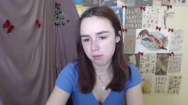 VeryVeryVeryShy  online show from 12-15-25, 06:50