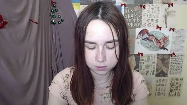 VeryVeryVeryShy  online show from 12-22-25, 07:49