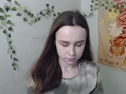 VeryVeryVeryShy  online show from 04-01-26, 05:30