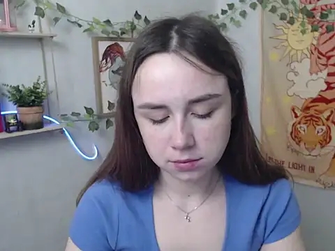 VeryVeryVeryShy  online show from 04-28-26, 05:34