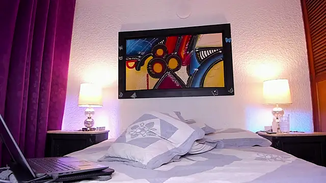 Zahra Elena online show from 02-17-25, 06:04