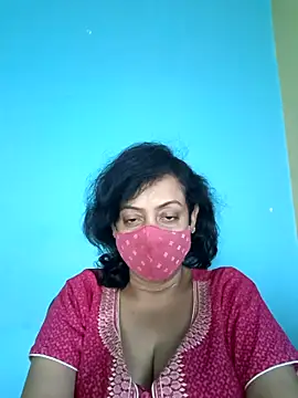 Snapshot of love_suman chatting on 02-20-25, 05:01 love suman online show from 02-20-25, 05:01