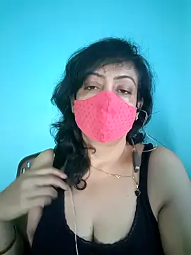 Snapshot of love_suman chatting on 02-22-25, 01:44 love suman online show from 02-22-25, 01:44