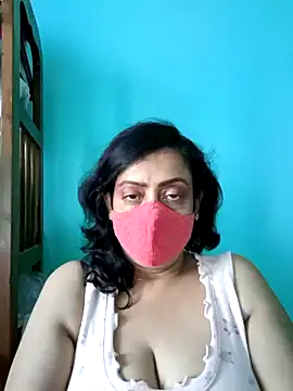 Snapshot of love_suman chatting on 02-24-25, 05:43 love suman online show from 02-24-25, 05:43