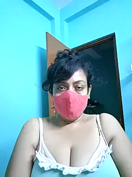 Snapshot of love_suman chatting on 02-28-25, 04:31 love suman online show from 02-28-25, 04:31