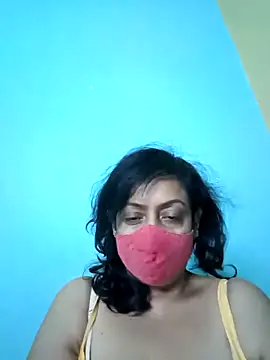 Snapshot of love_suman chatting on 03-05-25, 05:18 love suman online show from 03-05-25, 05:18