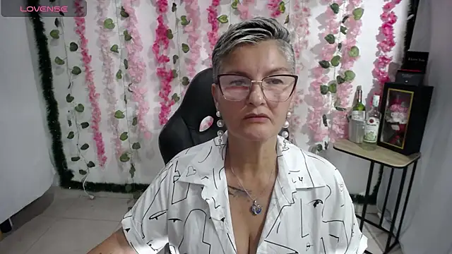 bety-cum2 online show from 02-13-25, 10:54