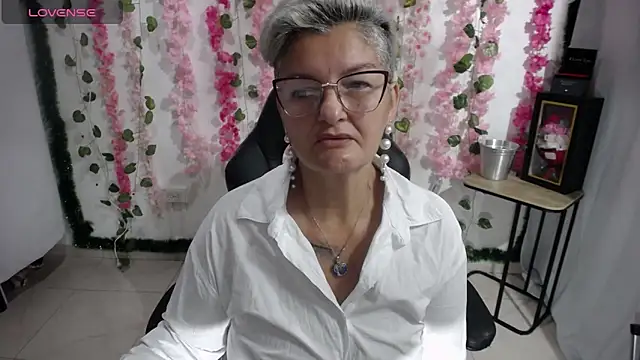 bety-cum2 online show from 02-17-25, 11:13