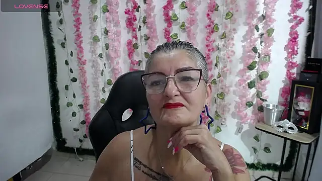 bety-cum2 online show from 02-20-25, 09:11