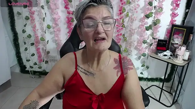 bety-cum2 online show from 03-04-25, 09:29