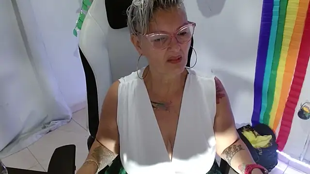 bety-cum2 online show from 03-17-26, 10:51