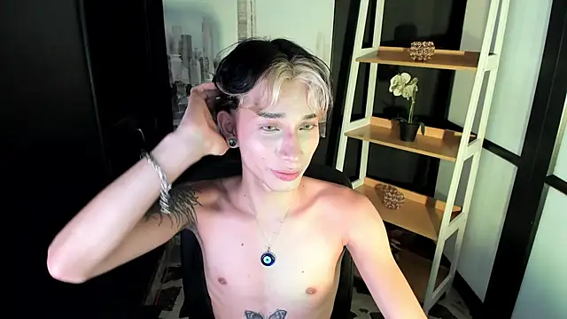 AndyWiilliams online show from 12-05-24, 01:36