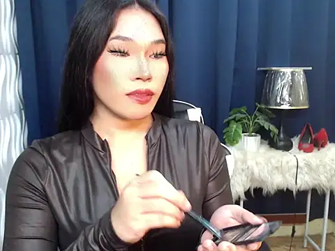 Ur Fantastic Lina online show from 01-16-26, 06:12