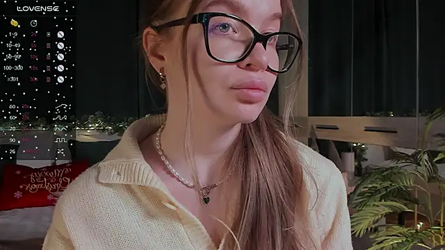 Virtual Girll online show from 12-23-24, 05:54