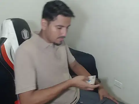 kylian 07 online show from 04-29-26, 02:15