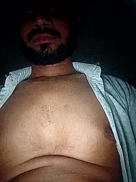 Snapshot of Cophjkzn6799 chatting on 09-15-25, 05:35 Cophjkzn6799 online show from 09-15-25, 05:35