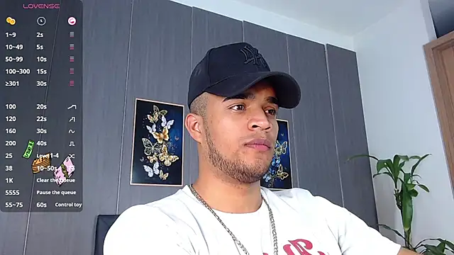 Bigcock 21cm  online show from 03-22-25, 07:42