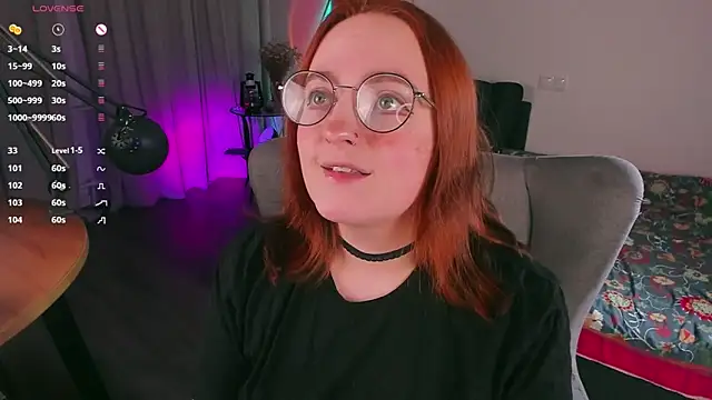 Snapshot of Alice_CutePerv chatting on 02-18-25, 07:19 Alice CutePerv online show from 02-18-25, 07:19