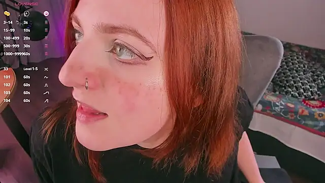 Snapshot of Alice_CutePerv chatting on 03-09-25, 08:21 Alice CutePerv online show from 03-09-25, 08:21