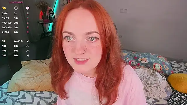 Snapshot of Alice_CutePerv chatting on 09-09-25, 12:32 Alice CutePerv online show from 09-09-25, 12:32