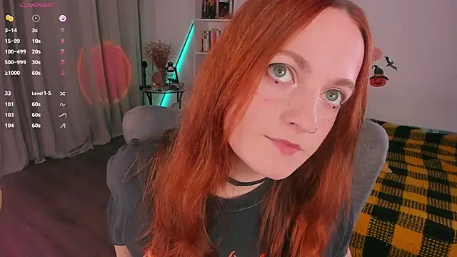 Snapshot of Alice_CutePerv chatting on 11-12-25, 07:35 Alice CutePerv online show from 11-12-25, 07:35