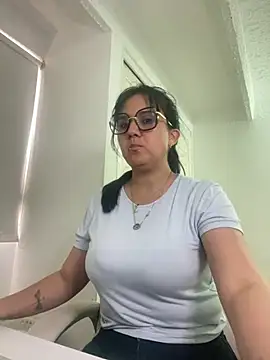 Snapshot of SWEETLILY18 chatting on 01-31-25, 09:16 SWEETLILY18 online show from 01-31-25, 09:16