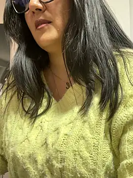 Snapshot of SWEETLILY18 chatting on 02-09-25, 06:05 SWEETLILY18 online show from 02-09-25, 06:05