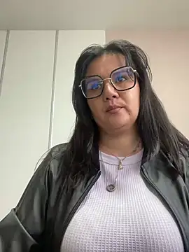 Snapshot of SWEETLILY18 chatting on 02-10-25, 02:16 SWEETLILY18 online show from 02-10-25, 02:16