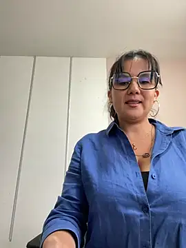 Snapshot of SWEETLILY18 chatting on 02-24-25, 02:26 SWEETLILY18 online show from 02-24-25, 02:26