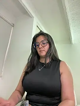 Snapshot of SWEETLILY18 chatting on 02-25-25, 10:07 SWEETLILY18 online show from 02-25-25, 10:07