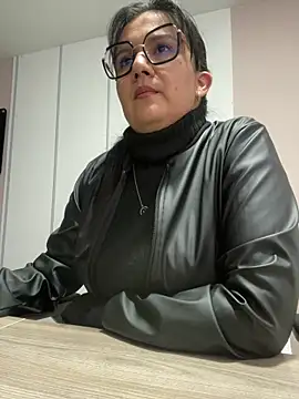 Snapshot of SWEETLILY18 chatting on 03-20-25, 11:16 SWEETLILY18 online show from 03-20-25, 11:16