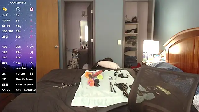 Snapshot of kinkywolf429 chatting on 01-17-25, 06:54 kinkywolf429 online show from 01-17-25, 06:54