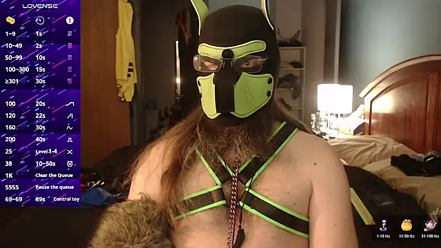 Snapshot of kinkywolf429 chatting on 10-21-25, 04:51 kinkywolf429 online show from 10-21-25, 04:51