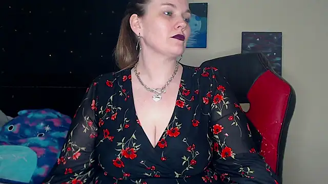 Snapshot of ToxicLilly chatting on 01-05-25, 07:49 ToxicLilly online show from 01-05-25, 07:49