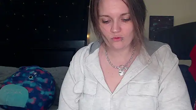 Snapshot of ToxicLilly chatting on 03-21-25, 08:17 ToxicLilly online show from 03-21-25, 08:17