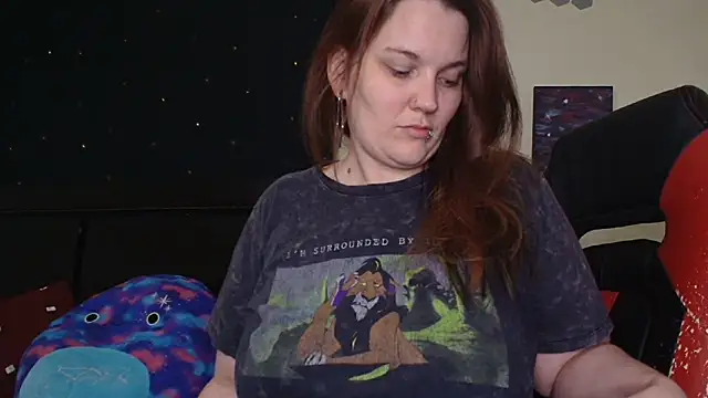 Snapshot of ToxicLilly chatting on 10-20-25, 08:48 ToxicLilly online show from 10-20-25, 08:48