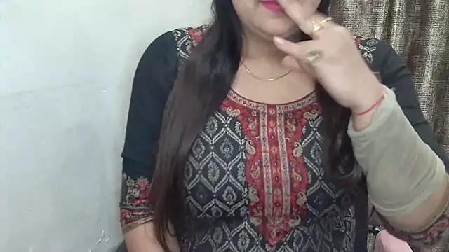 Snapshot of Zoya_Varma004 chatting on 01-20-25, 02:36 Zoya Varma004 online show from 01-20-25, 02:36