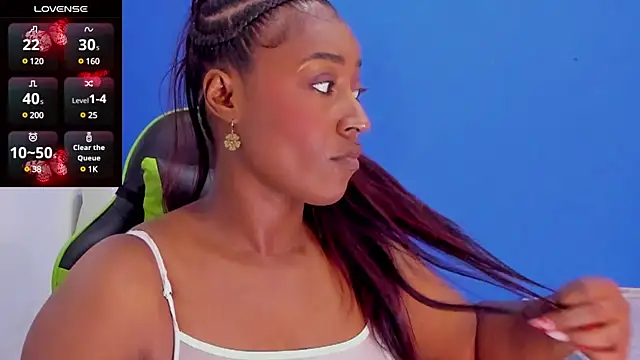 Snapshot of Brunna-Brownn chatting on 12-19-24, 12:34 Brunna-Brownn online show from 12-19-24, 12:34