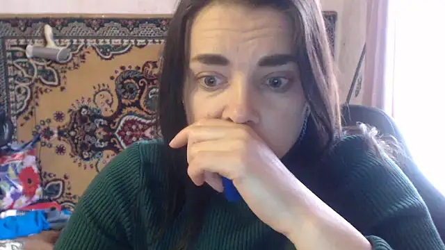 Snapshot of AlisaLaDiva chatting on 02-17-25, 06:20 AlisaLaDiva online show from 02-17-25, 06:20