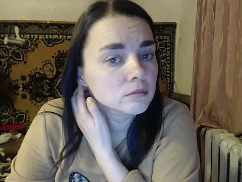 Snapshot of AlisaLaDiva chatting on 02-24-25, 09:31 AlisaLaDiva online show from 02-24-25, 09:31