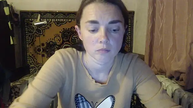 Snapshot of AlisaLaDiva chatting on 10-12-25, 08:08 AlisaLaDiva online show from 10-12-25, 08:08