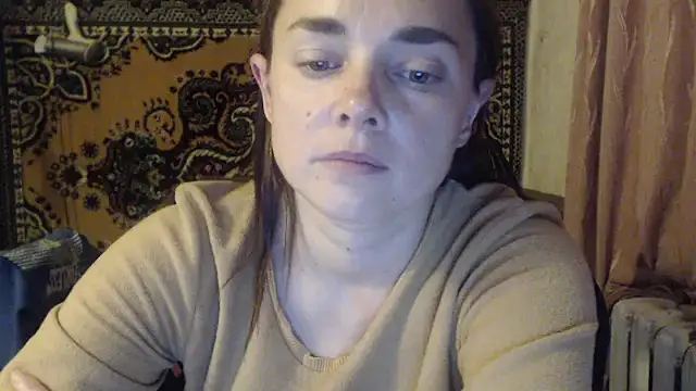 Snapshot of AlisaLaDiva chatting on 10-19-25, 08:20 AlisaLaDiva online show from 10-19-25, 08:20