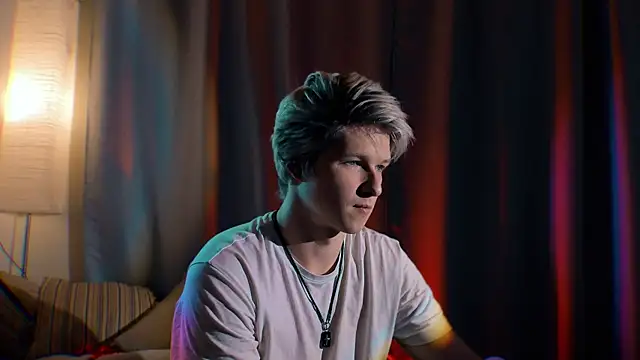 Breston Sweet online show from 09-28-25, 07:52