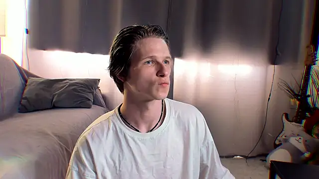 Breston Sweet online show from 06-12-26, 05:01