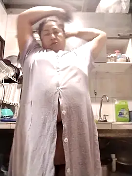 Keyla01  online show from 12-15-25, 09:46