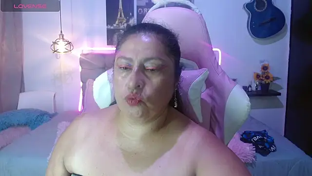 Keyla01  online show from 04-15-26, 07:58