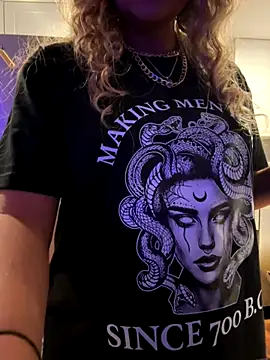 Snapshot of sage_love chatting on 10-26-25, 06:52 sage love online show from 10-26-25, 06:52