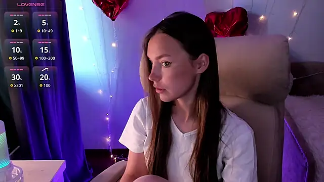 Snapshot of AliceOrlova chatting on 05-18-26, 11:27 AliceOrlova online show from 05-18-26, 11:27
