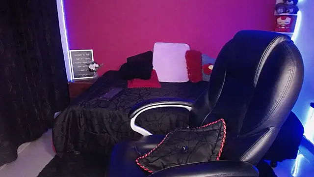 lulubigtitts1 online show from 12-14-24, 04:23